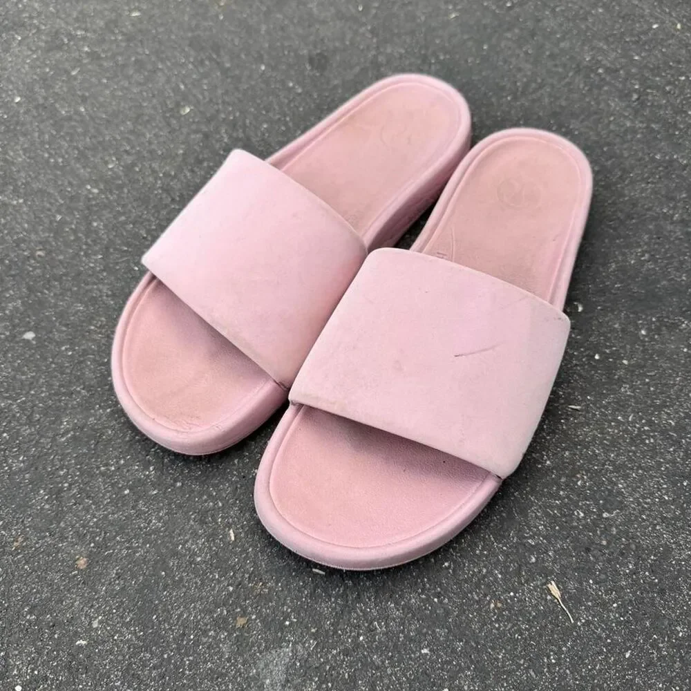 Lululemon Women's Pink Sandals